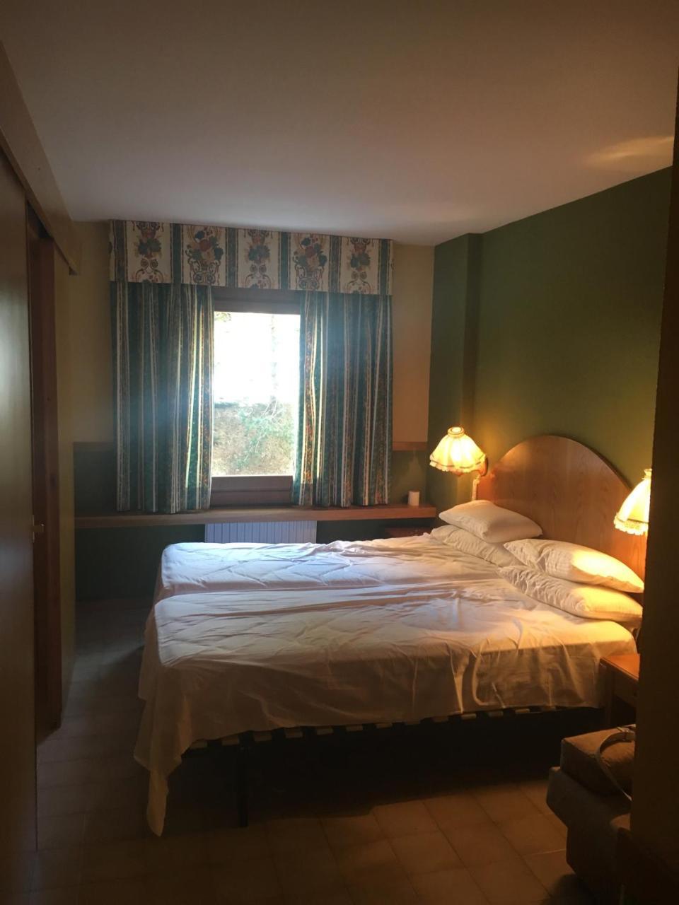 Apartamentos Solneu บาเกย์รา-เบเรต ภายนอก รูปภาพ